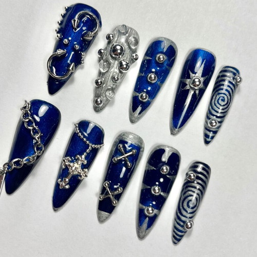 Press On Nails blue with strass and silver designs new