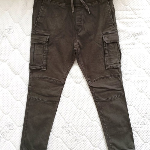 H&M Cargo pants like new, size M, dark khaki