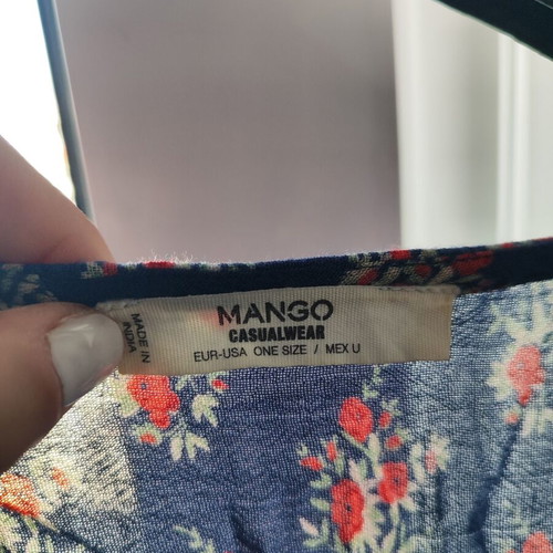 Floral kimono Mango like new, summer vest with fringes