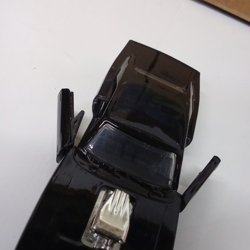 Jada Toys Fast & Furious die-cast cars used, Plymouth Road Runner & Dodge Charger 1:32 set