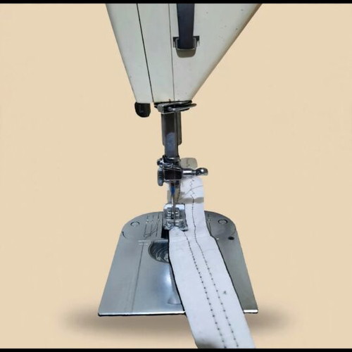 Singer 740 vintage sewing machine used with case and accessories