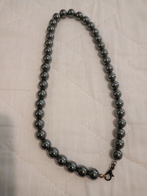 Vintage Hematite Necklace like new, black