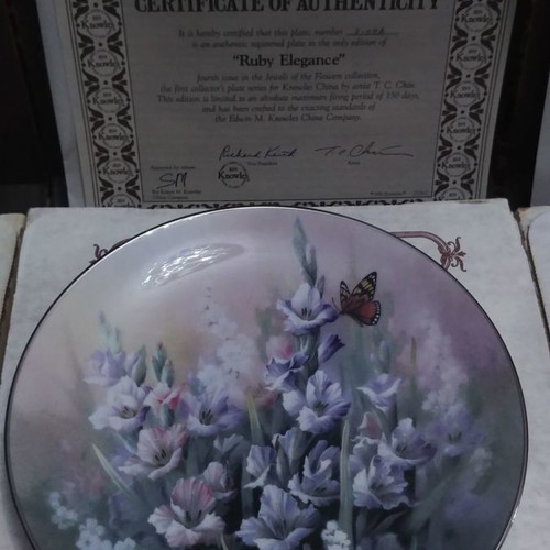 Bradex plate set 4 pcs new, E.M. Knowles Jewels of the Flowers porcelain 1991