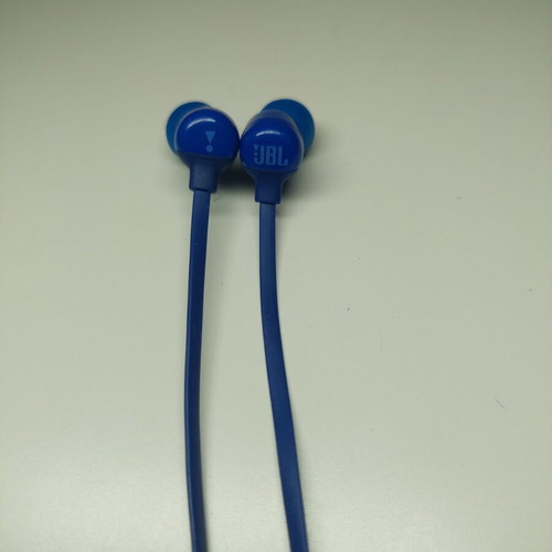 JBL Tune 110BT wireless earbuds blue, new