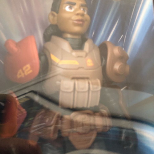 Izzy Hawthorne 30cm figure new from Lightyear movie Disney Pixar