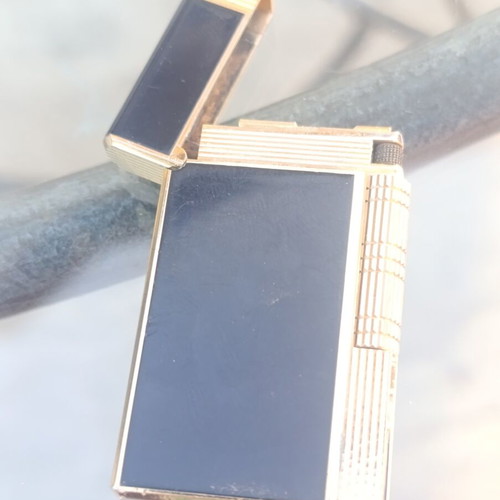 Colibri of London vintage lighter used, gold plated with black lacquer
