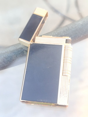 Colibri of London vintage lighter used, gold plated with black lacquer
