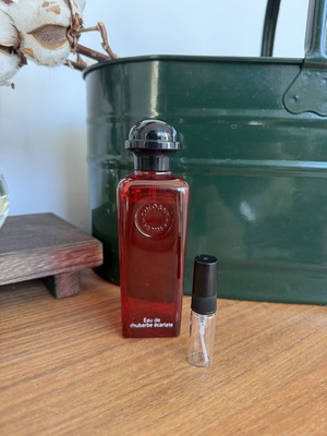 Hermès Eau de Rhubarbe Écarlate 2ml decant