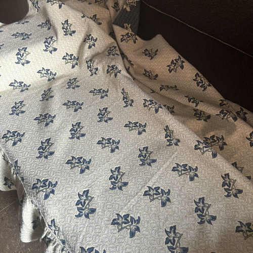 Sofa throw 2.12 x 1.56 m