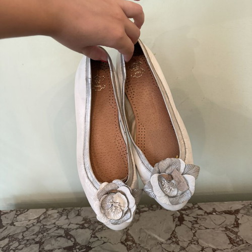 Kapa women's leather ballerinas with flower, white and silver, size 41