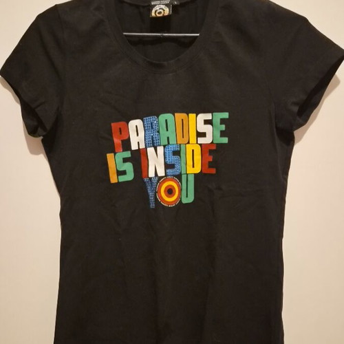 Black short-sleeve t-shirt Fashion Targets Breast Cancer like new