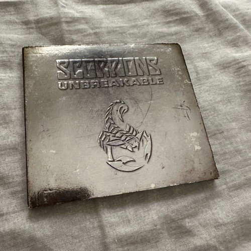 Scorpions Unbreakable