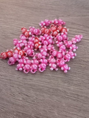 Acrylic gummy bear pendants 31 pcs mix fuchsia and red
