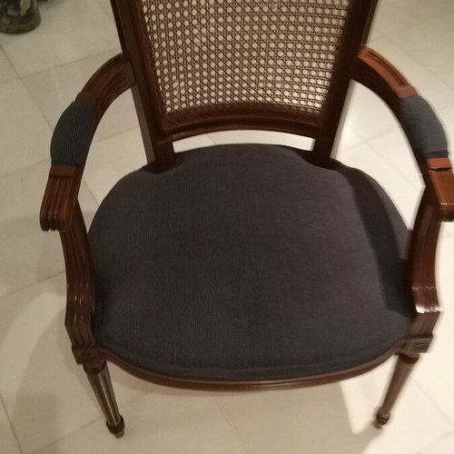 Classic desk with 2 drawers and armchair like new