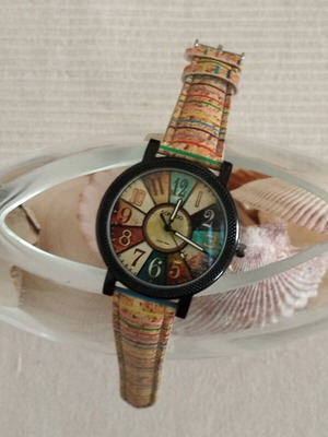 Vintage Sondso Women's Wristwatch new, colorful quartz