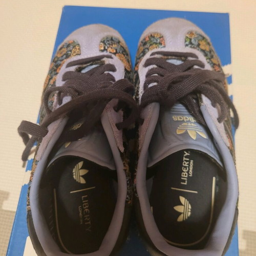 Adidas Gazelle kids shoes like new No 28