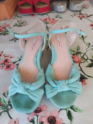 Mint suede platform sandals like new, size 40