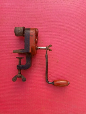 Manual sharpener used in excellent working condition