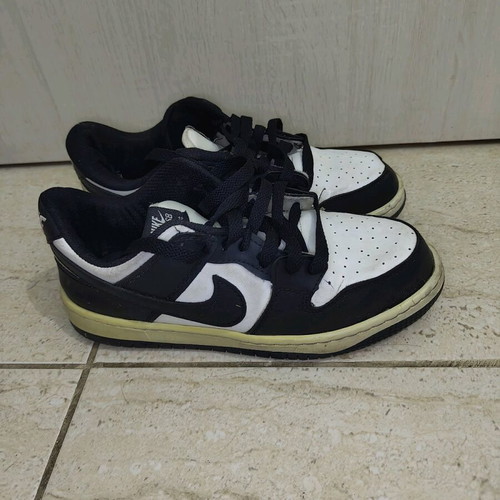 Nike Dunk Panda Low like new, size 39, black