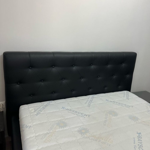 Bed with black leather 160x200cm like new with 2 nightstands without mattress