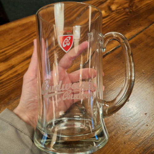 Budweiser collectible glass new 1 liter