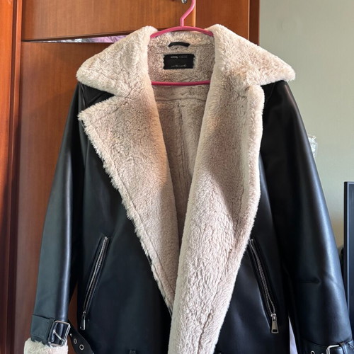 Sinsay Black Faux Leather Jacket with Fur Lining like new