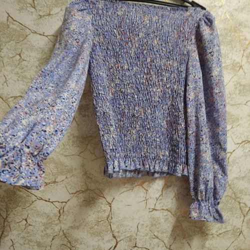 Women's long sleeve top with animal print