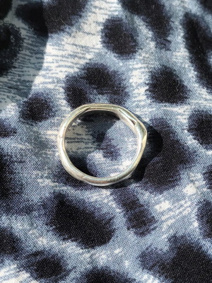 Tiny silver ring 925