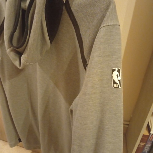 Lakers Nike Tech jacket like new, size L, grey
