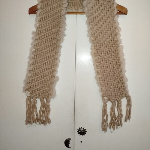Beige scarf like new, made in Italy, 120cm x 12cm