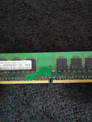 DDR2 RAM - 512 MB - 533 MHZ