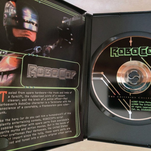 Robocop DVD like new, Criterion Collection, unrated director's cut