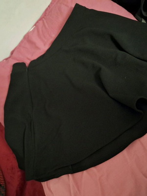 Black skirt with zipper S-M like new, soft and comfortable