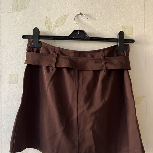 Brown skirt with belt size S, new