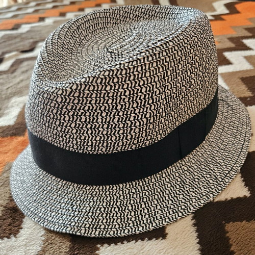 Hat new size 59
