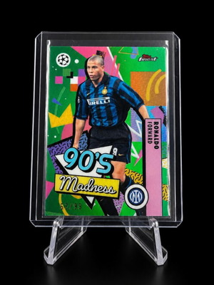 2025-26 Topps Finest UEFA Soccer Card Inter Milano Ronaldo 90's Madness Green Numbered 62/99
