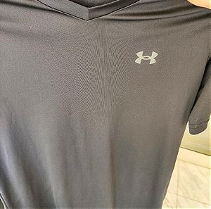 2 mplouzes - under armour μαύρη, γκρί Nike dry fit και οι δυο