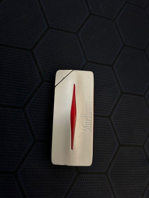 Malboro lighter used, needs refill