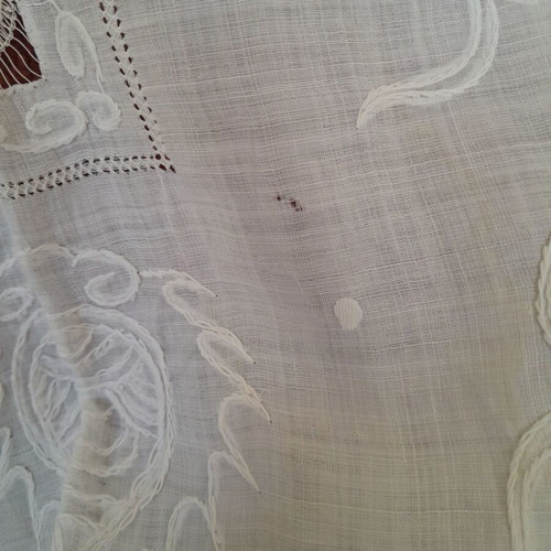 Silk handmade embroidered tablecloth like new with dragons
