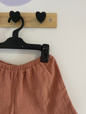 Σορτσάκι unisex χειροποίητο, καινούργιο, από μουσελίνα για 4-5 ετών