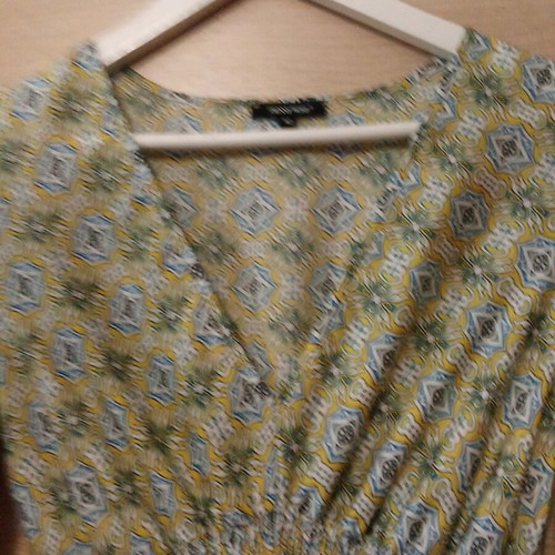 Silk women's dress Denny Rose like new, size S/M, multicolor