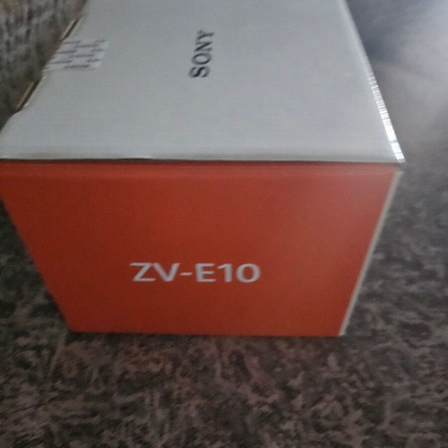 Sony Vlog ZVE10KB 1650 Φωτογραφική μηχανή Mirrorless με φακό σφραγισμένο κουτί