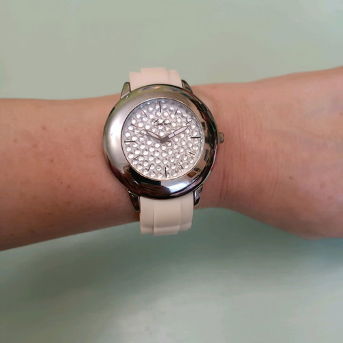 Celsior women's watch used with rhinestones and silicone strap