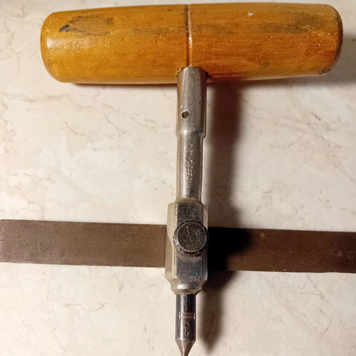Vintage flange cutter tool