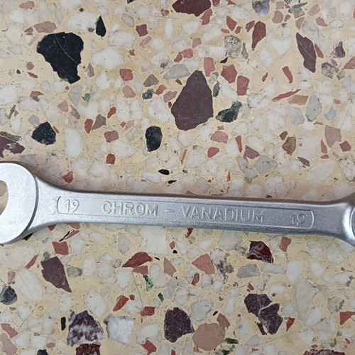 Unior German Polygon Wrench No. 19 new