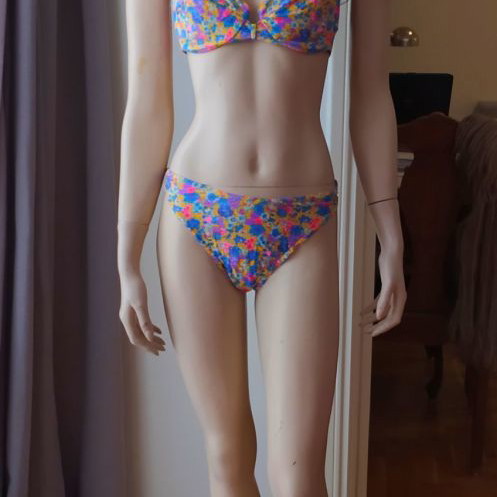 Printed bikini used, size M-L