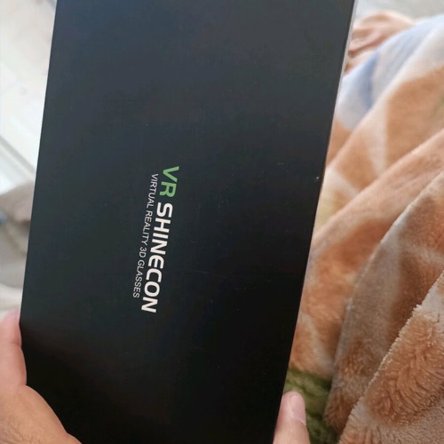 VR Shinecon used VR mask for mobile phones