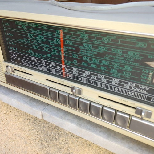Loewe Opta R115 Room Radio 1973 used, LW MW KW FM