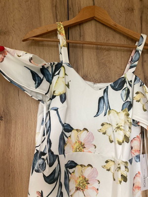 Рокля ASOS нова плътна, размер L-XL, бяла