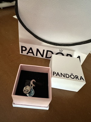 Pandora charm like new, white and grey